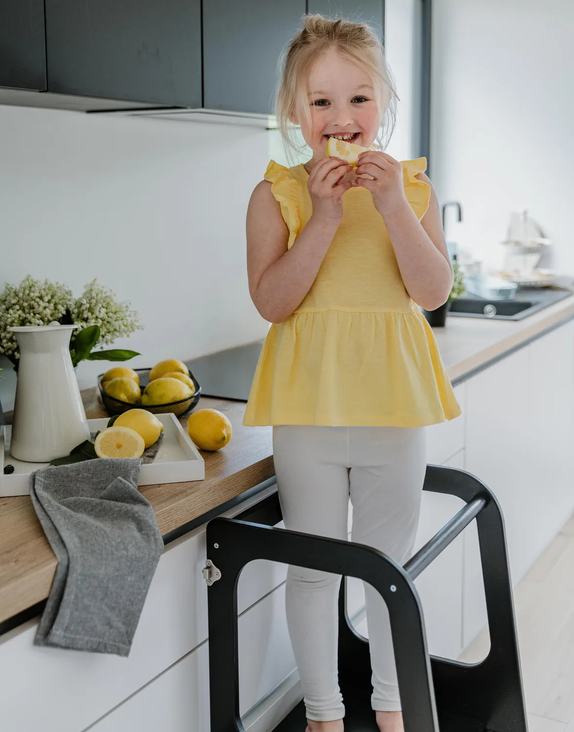 Kjøkkentårn transformerbart bord og stol - bilde 4 - KUL KID