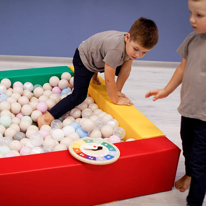 Ballbasseng i skum fra Kul Kid